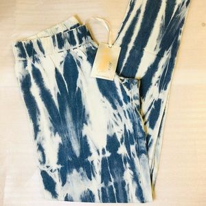 Batik-print, Looser Fit NWT
